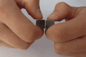 So trennen Sie starke Magnete (FOTO, VIDEO)