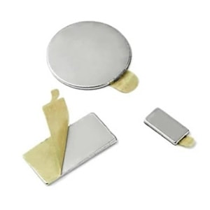 Selbstklebende Magnete