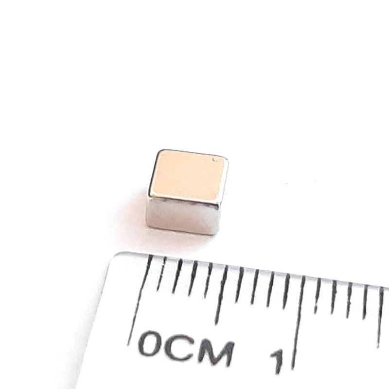 Neodym-Magnet, Quader, 5x5x3 mm – N52