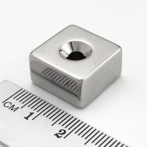 Neodym-Magnet, Quader, mit Loch – 4