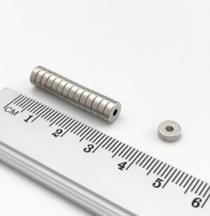Neodym-Magnet Ring R-6-2X2 mm