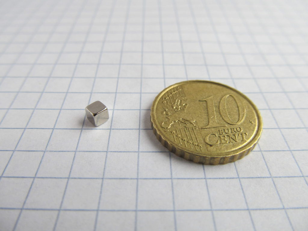 Neodym-Magnet, Würfel, 3x3x3 mm – N52
