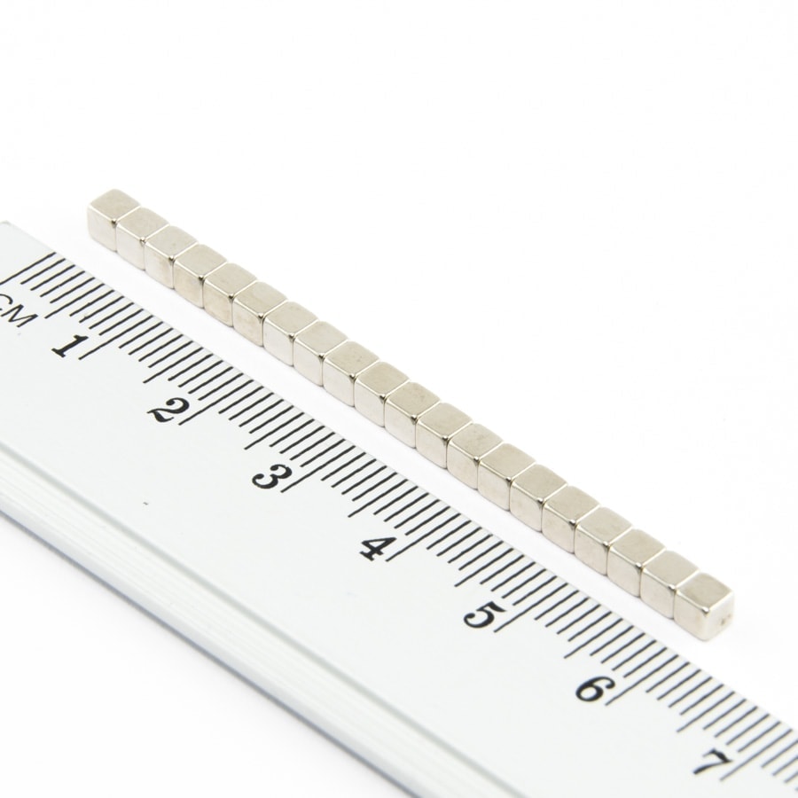 Neodym-Magnet, Würfel, 3x3x3 mm – N52