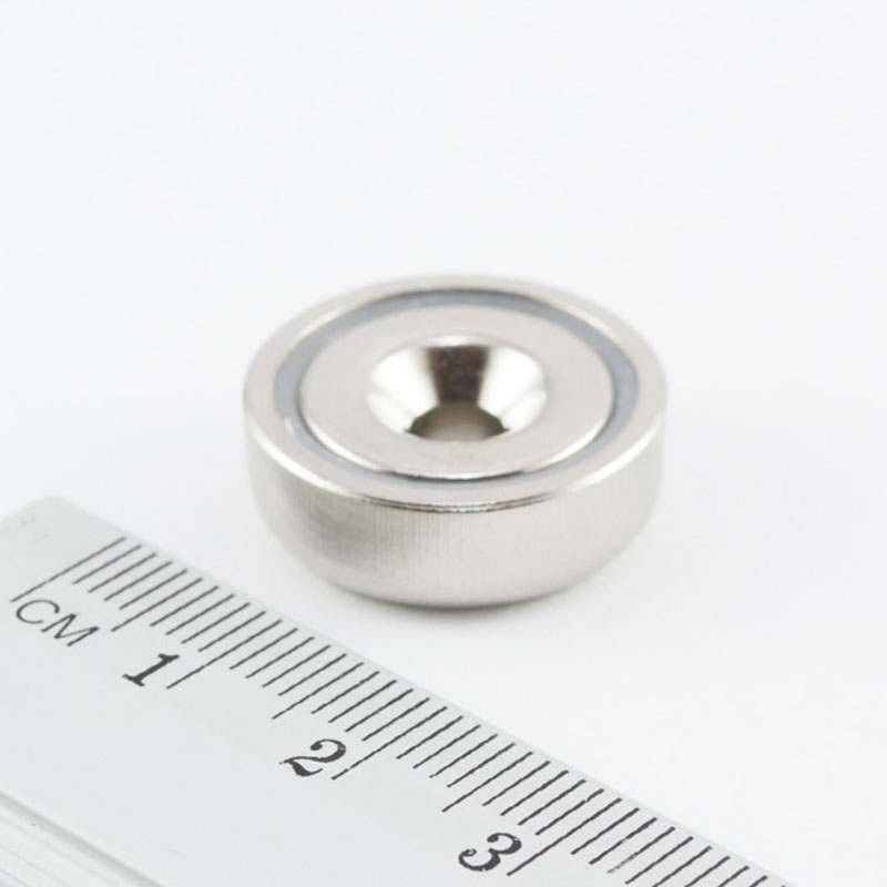 Topfmagnet mit Schraubloch, 20x6 mm