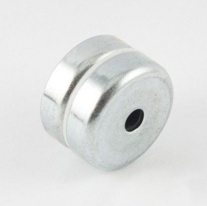 Topfmagnet mit Schraubloch, 25x7 mm (Ferrit)