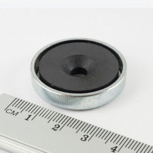 Topfmagnet mit Schraubloch, 32x7 mm (Ferrit)
