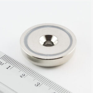 Topfmagnet mit Schraubloch, 32x8 mm
