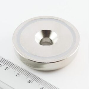 Topfmagnet mit Schraubloch, 48x11,5 mm
