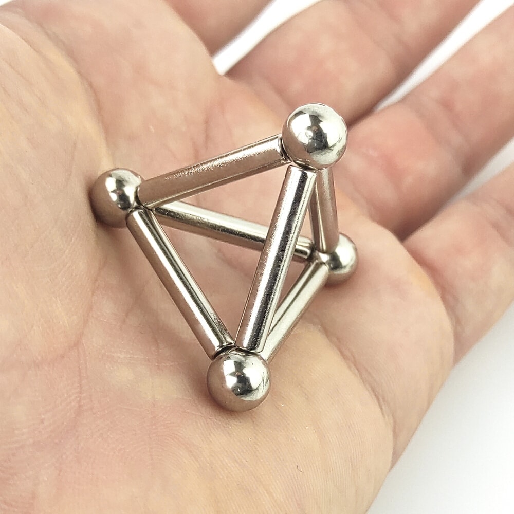 Magnetisches Bauset – Stäbe und Kugeln
