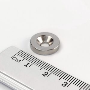Neodym-Magnet, Scheibe, 14X3 mm, mit Loch M4, Südpol auf der Seite der Senkbohrung – N38