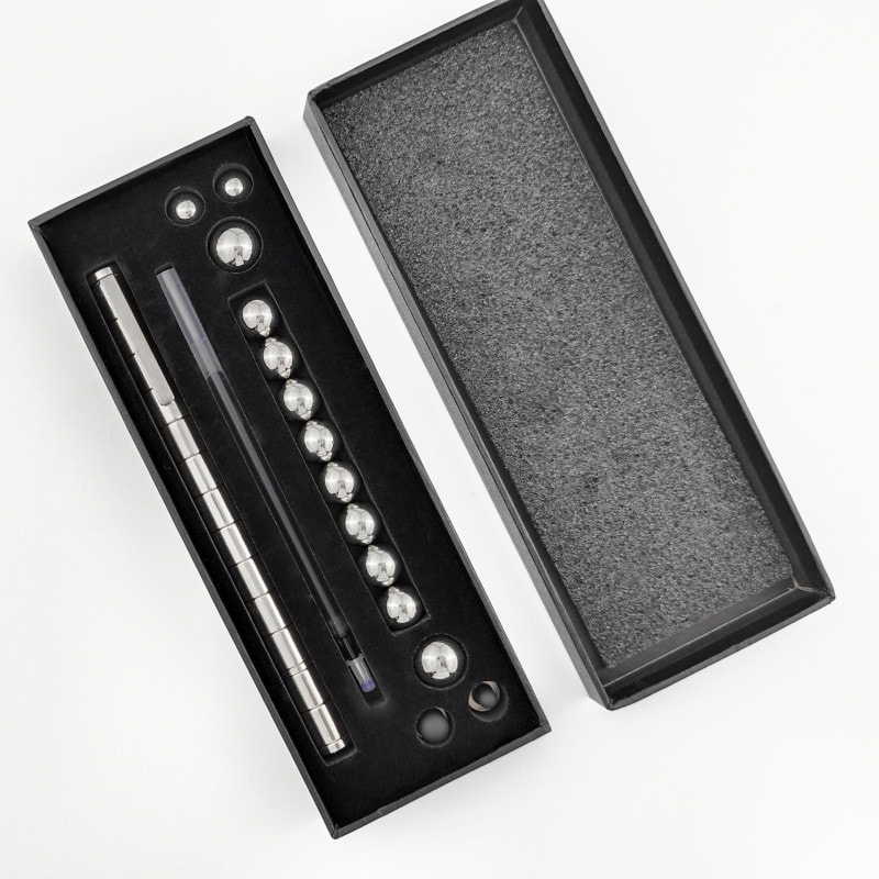 Magnetstift in der Schachtel