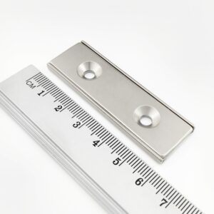 Topfmagnet mit Schraublöchern, 60x20x4 mm