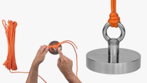 Wie bindet man einen Knoten an einen Magneten?