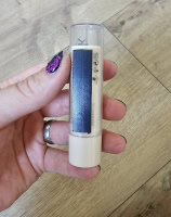 Magnettipp – magnetischer Schminkrahmen – Band auf das Produkt kleben